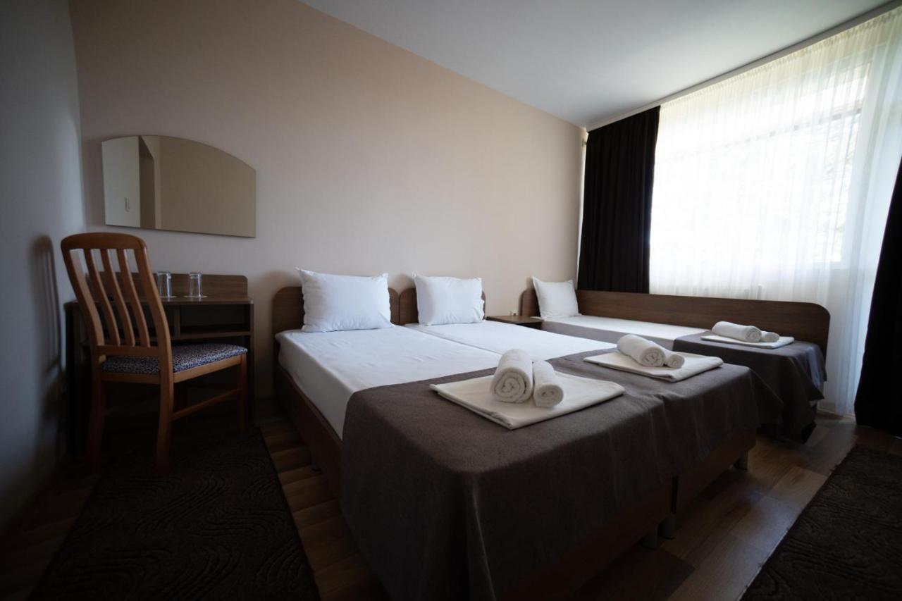 Hotel Velista Voneshta Voda Luaran gambar