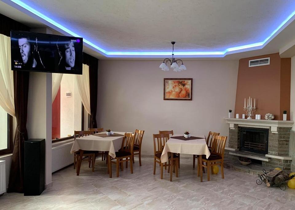 Hotel Velista Voneshta Voda Luaran gambar